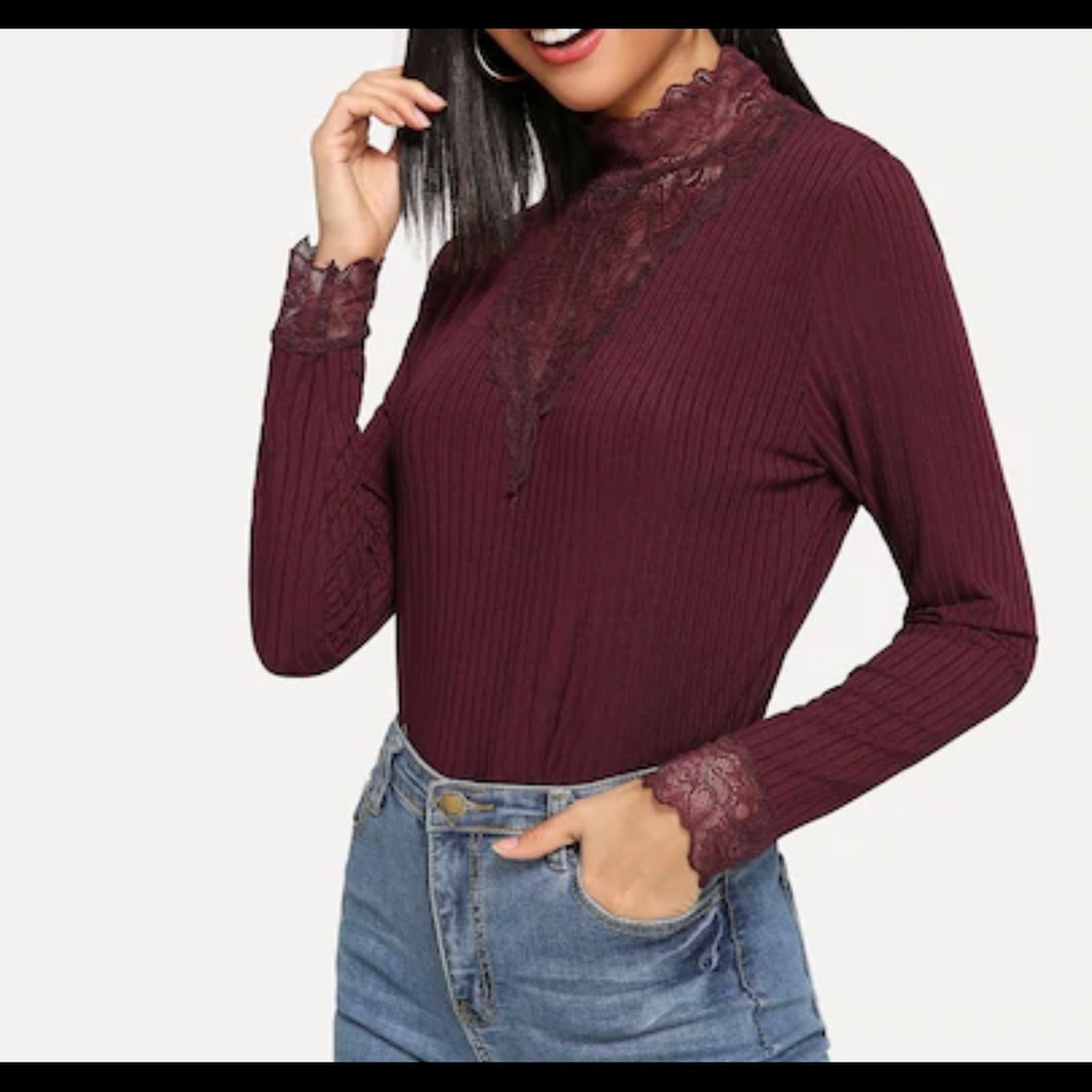 Lace Applique Ripped Knit Tee
